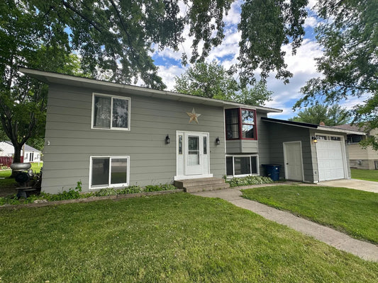 153 2nd Street, Dawson, MN 56232