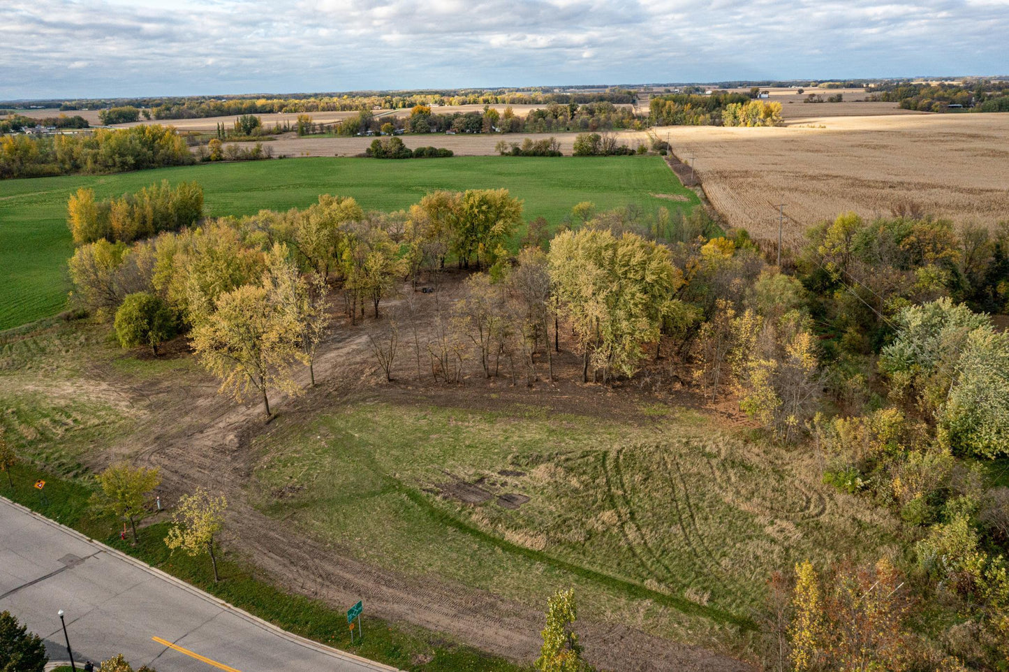 XXX Golf Course Road, Hutchinson, MN 55350