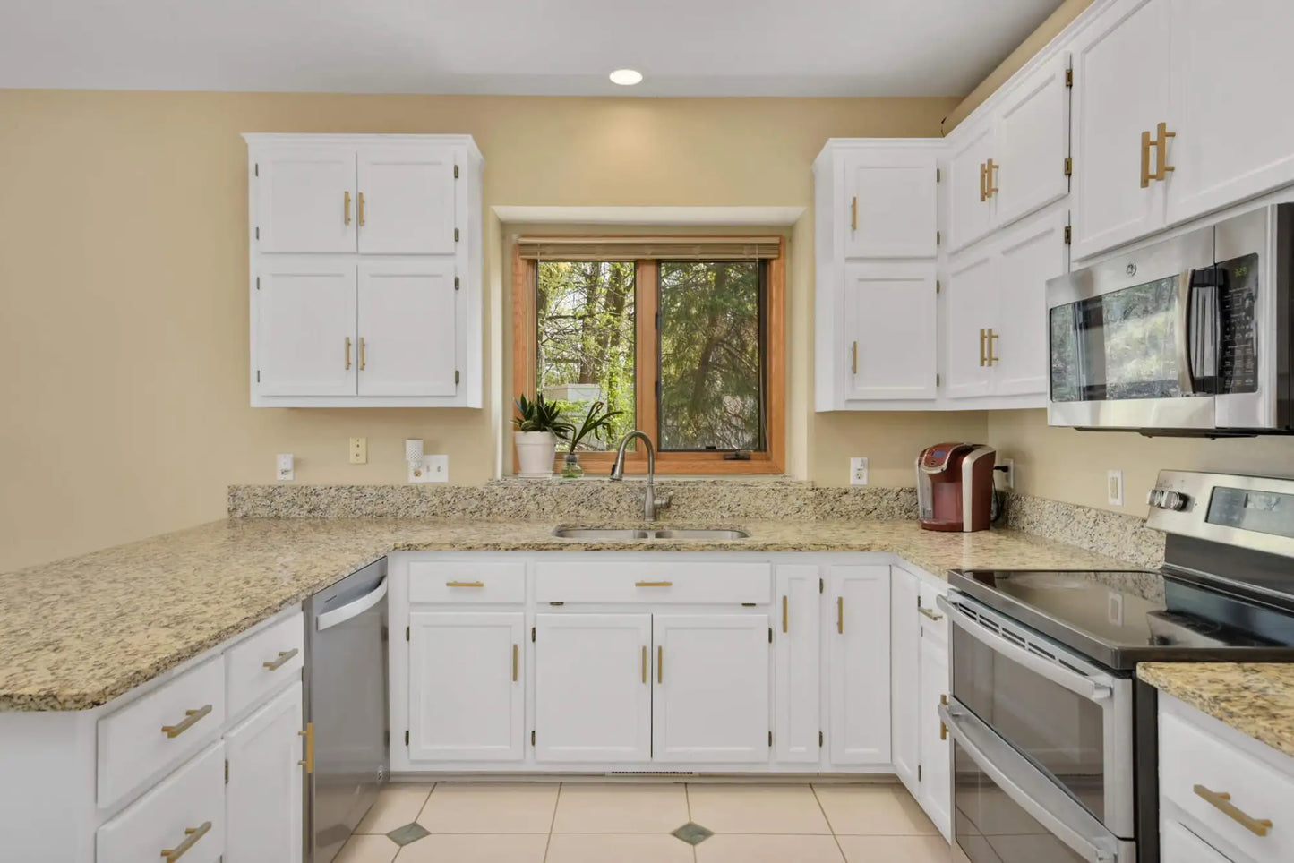 12625 Tiffany Court, Burnsville, MN 55337