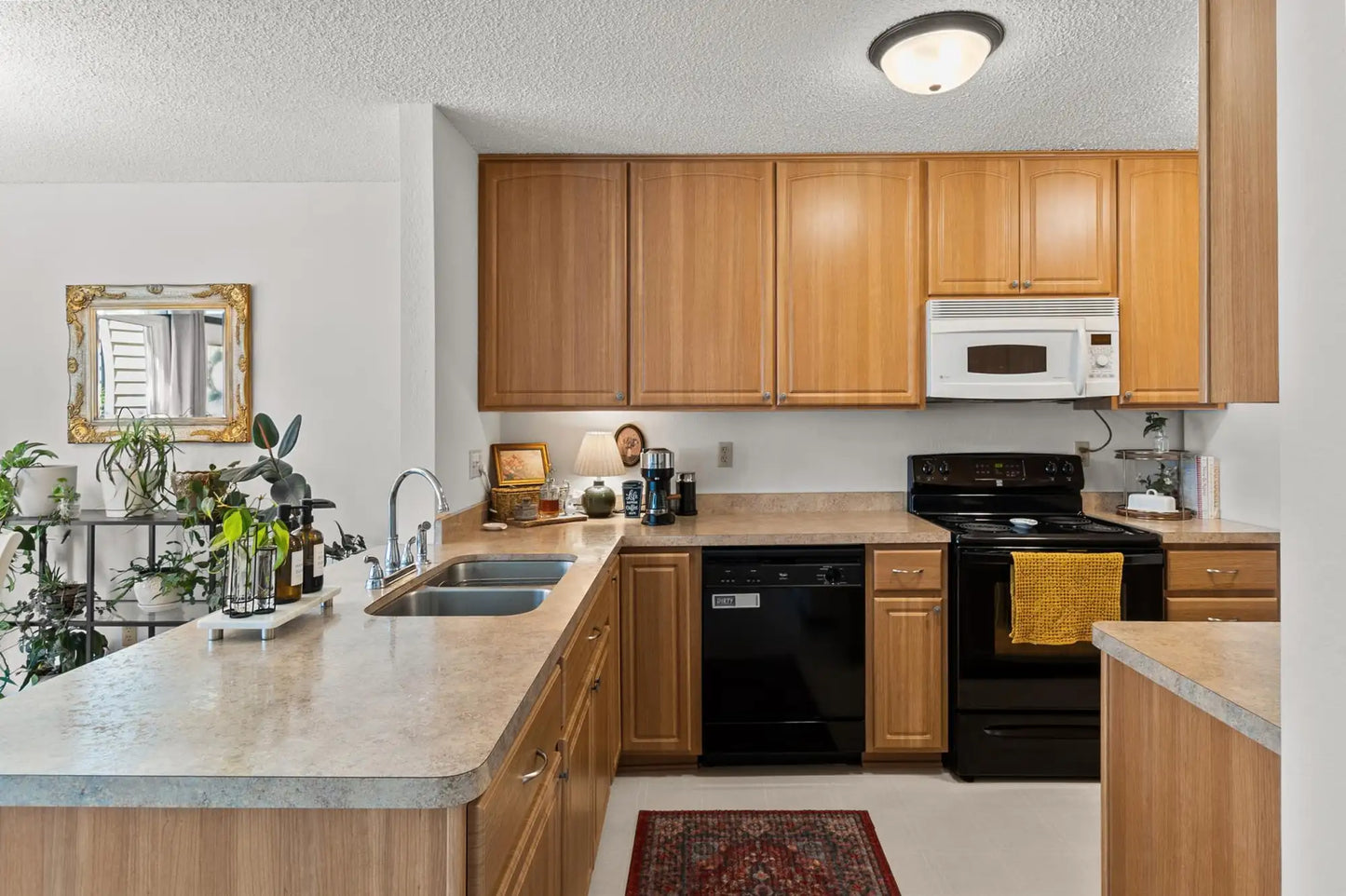 5898 Cahill Avenue, Inver Grove Heights, MN 55076