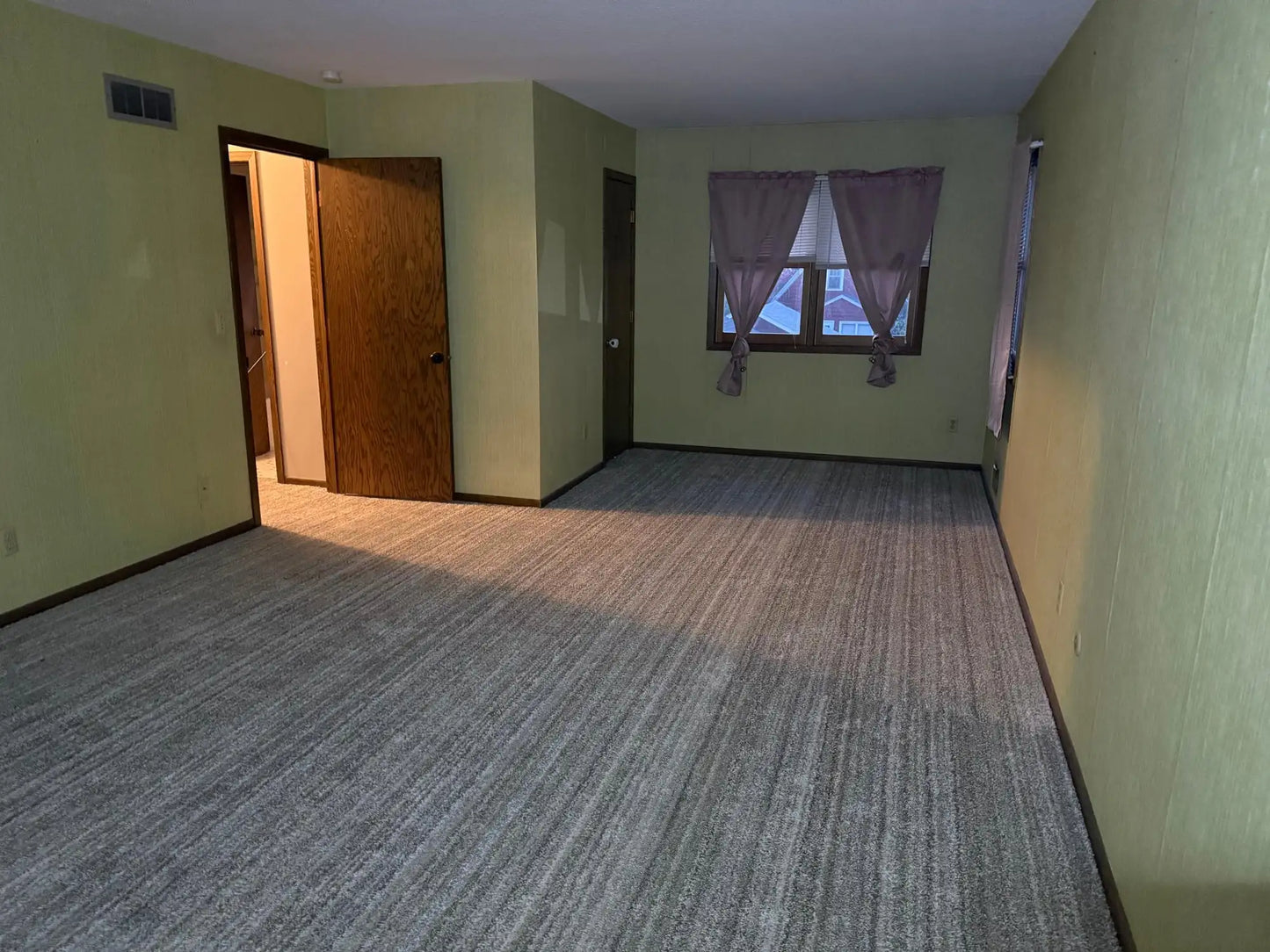 791 Cottage Avenue, Saint Paul, MN 55106
