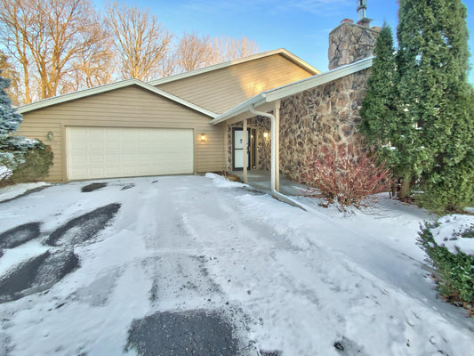 12820 Foliage Avenue, Apple Valley, MN 55124