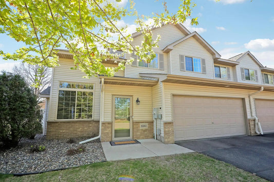 16861 Embers Avenue, Lakeville, MN 55024