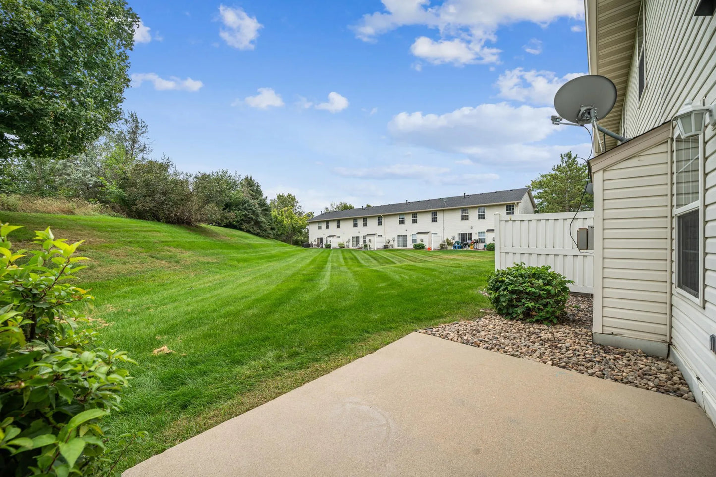 1116 Juniper Court, Shakopee, MN 55379