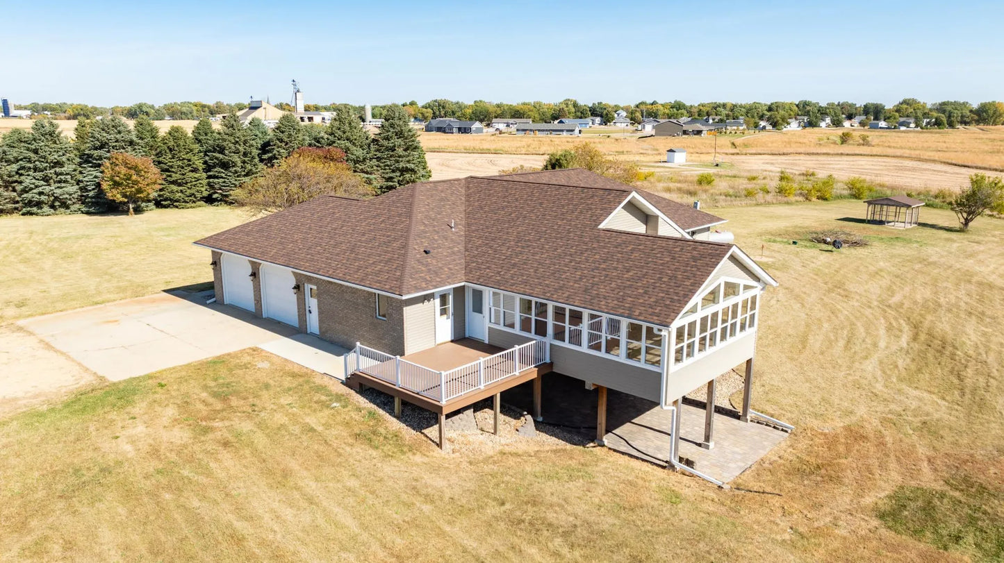 3140 County Road 5 , Ghent, MN 56239