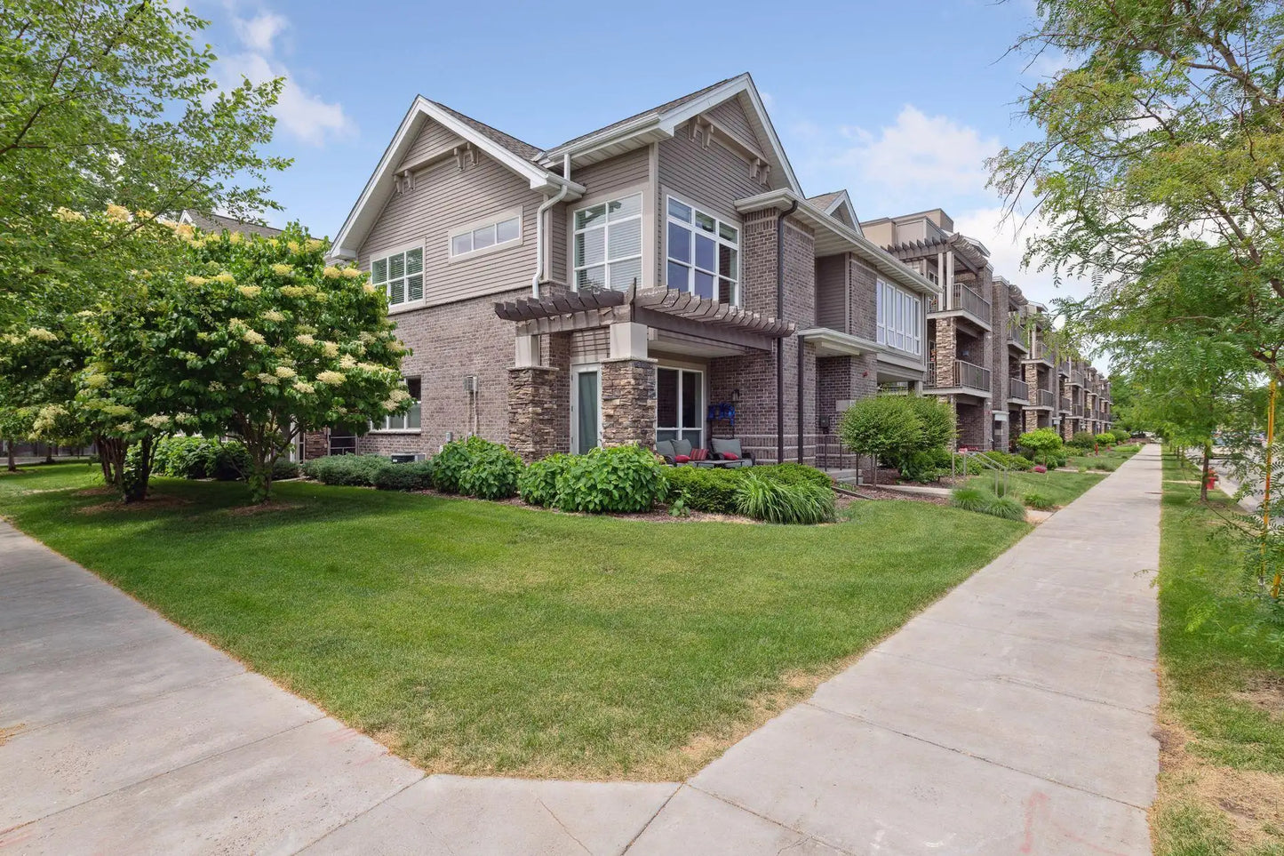 3990 Wooddale Avenue, Saint Louis Park, MN 55416