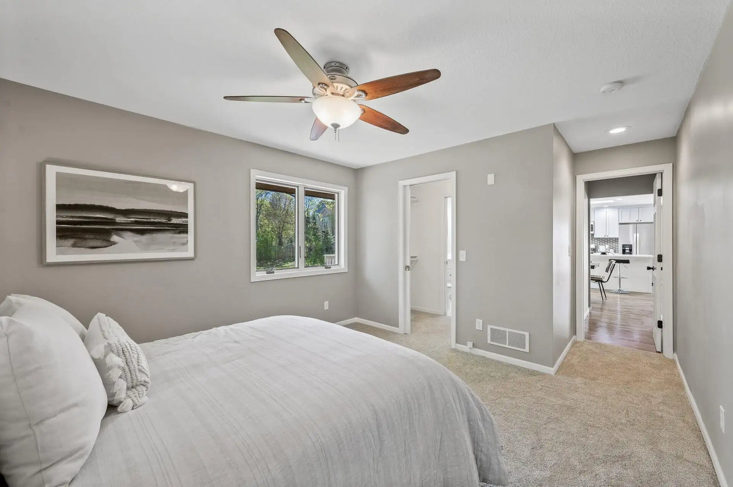 25985 Smithtown Road, Shorewood, MN 55331