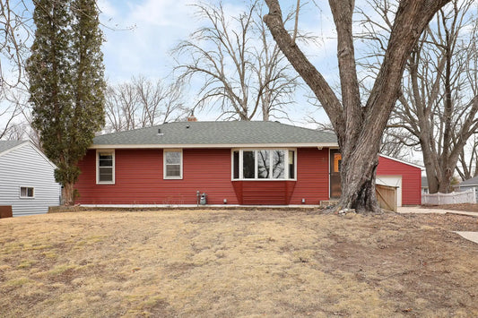 22 Oday Street, Maplewood, MN 55119