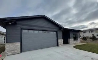 712 Maple Place , Northfield, MN 55057