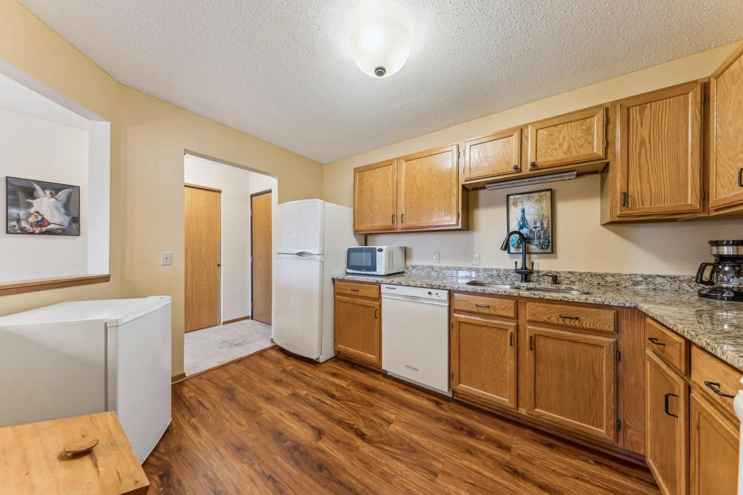 8031 Xerxes Avenue, Bloomington, MN 55431