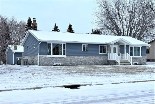 1428 2nd Street, Sauk Centre, MN 56378