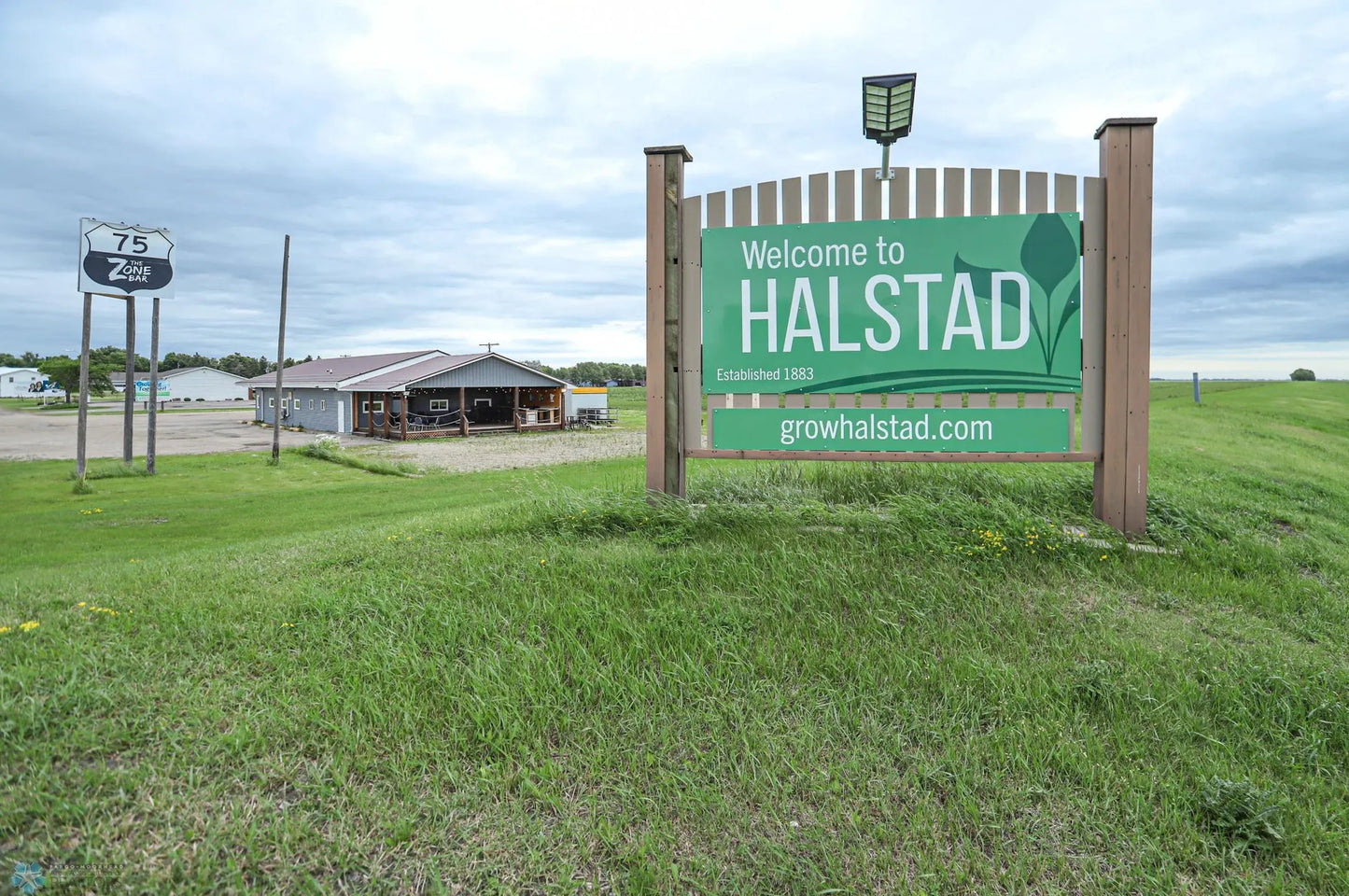 675 US Highway 75 , Halstad, MN 56548