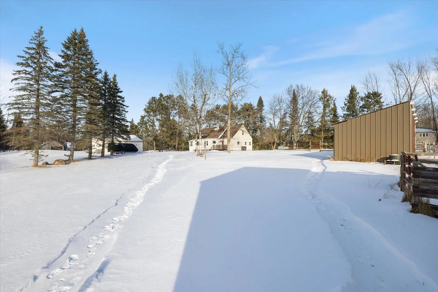 16485 Badavinac Road, Greenway Twp, MN 55775