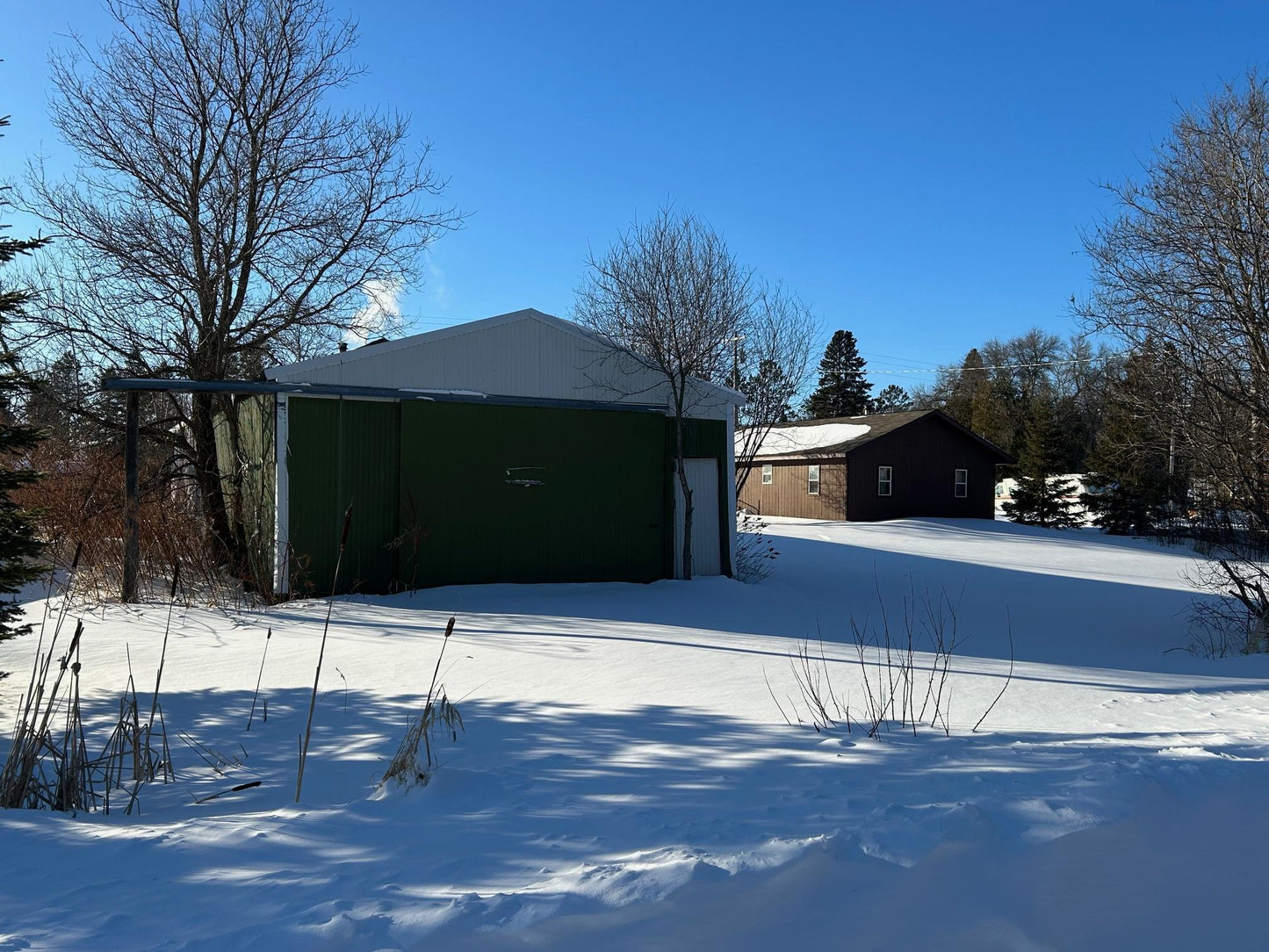 100 1st Avenue, Effie, MN 56639