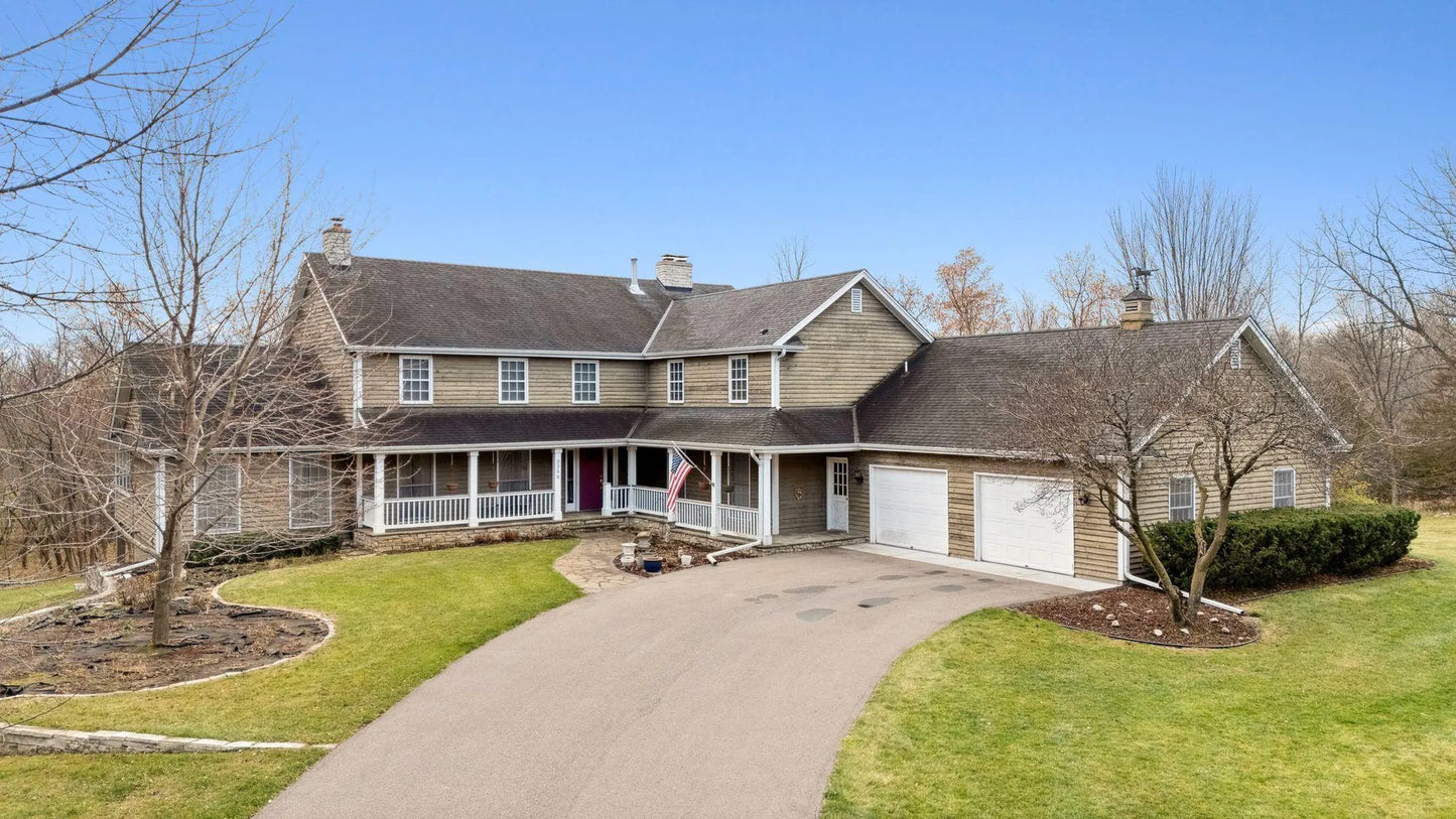 2350 Longview Circle, Long Lake, MN 55356