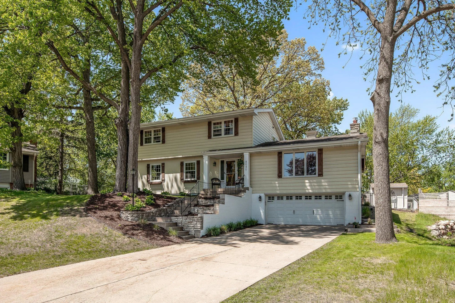 8040 34th Place, Crystal, MN 55427
