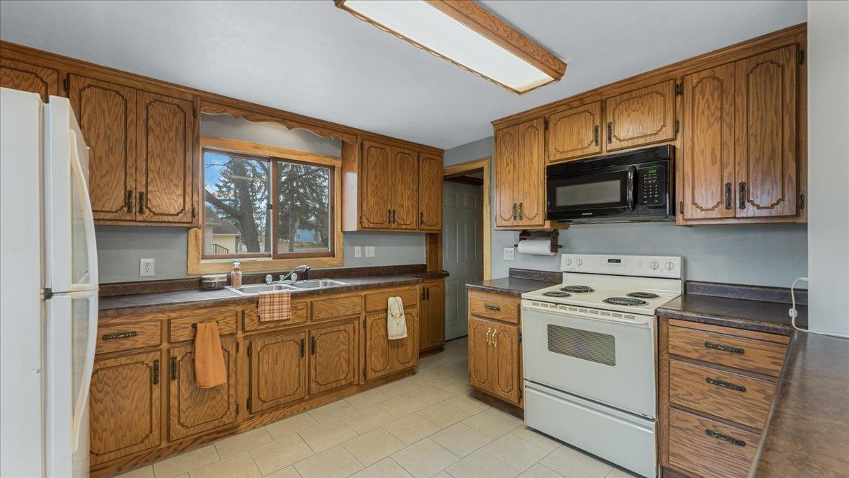 104 Riverside Avenue, Park Rapids, MN 56470