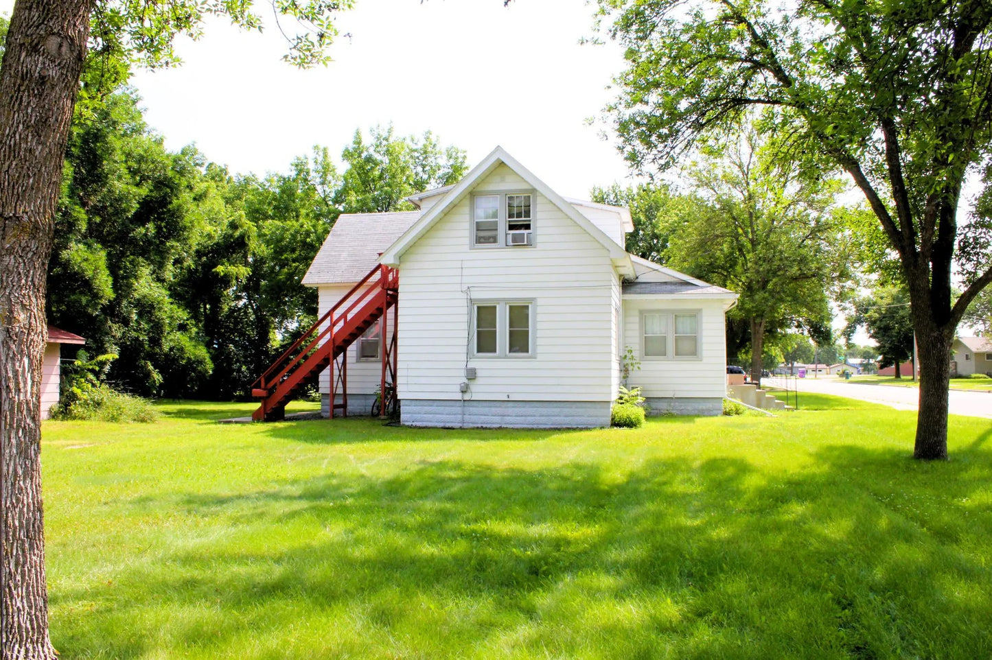 718 Minnesota Street, Paynesville, MN 56362