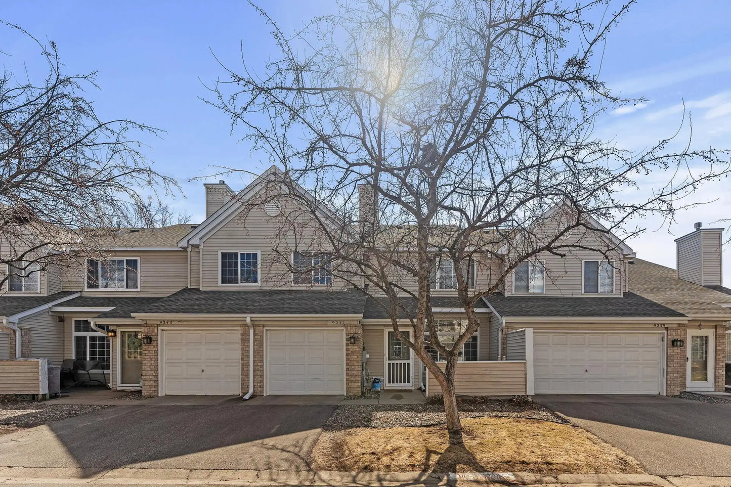 9241 Troon Court, Woodbury, MN 55125