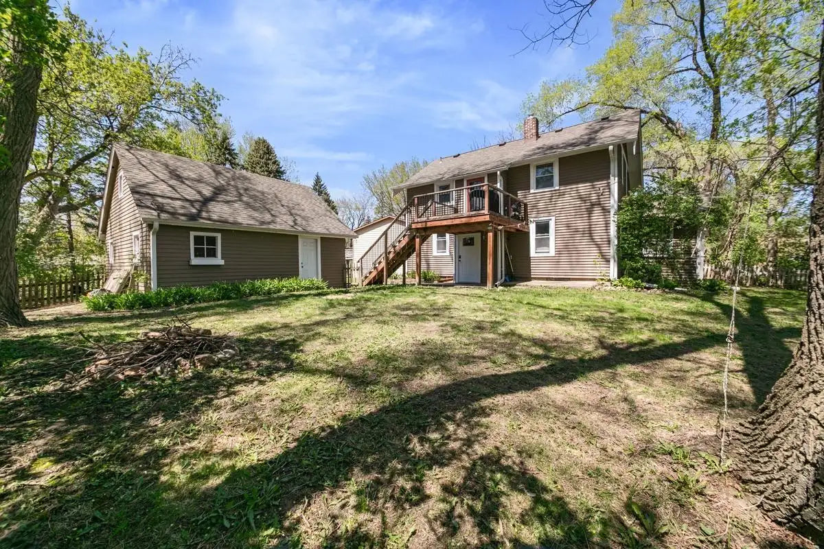 2416 Brenner Court, Roseville, MN 55113