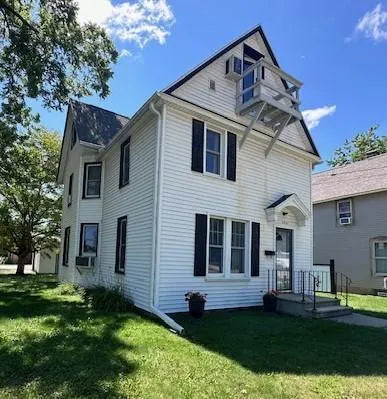 424 Main Street, Caledonia, MN 55921