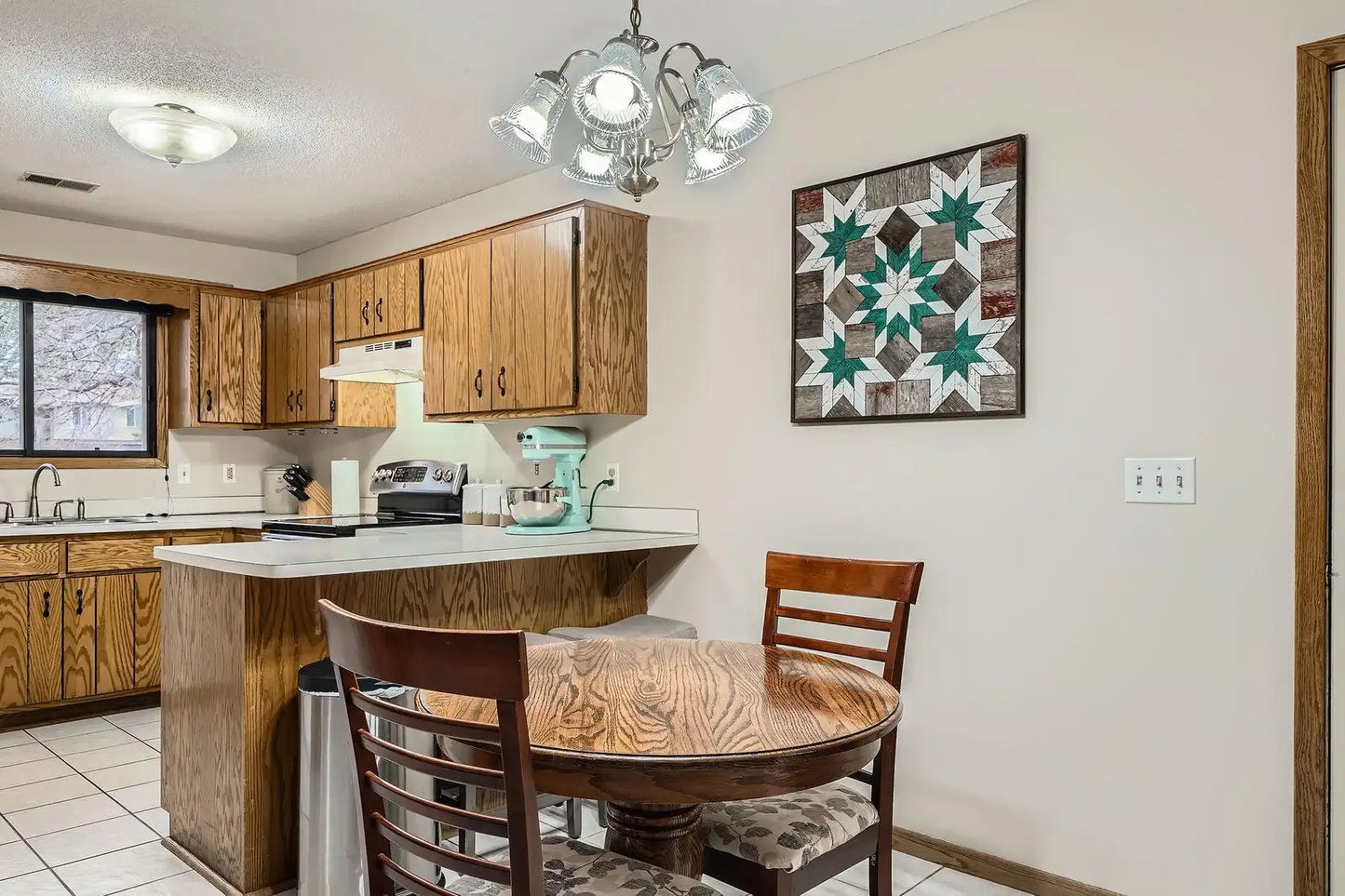 7510 15th Street Lane, Oakdale, MN 55128