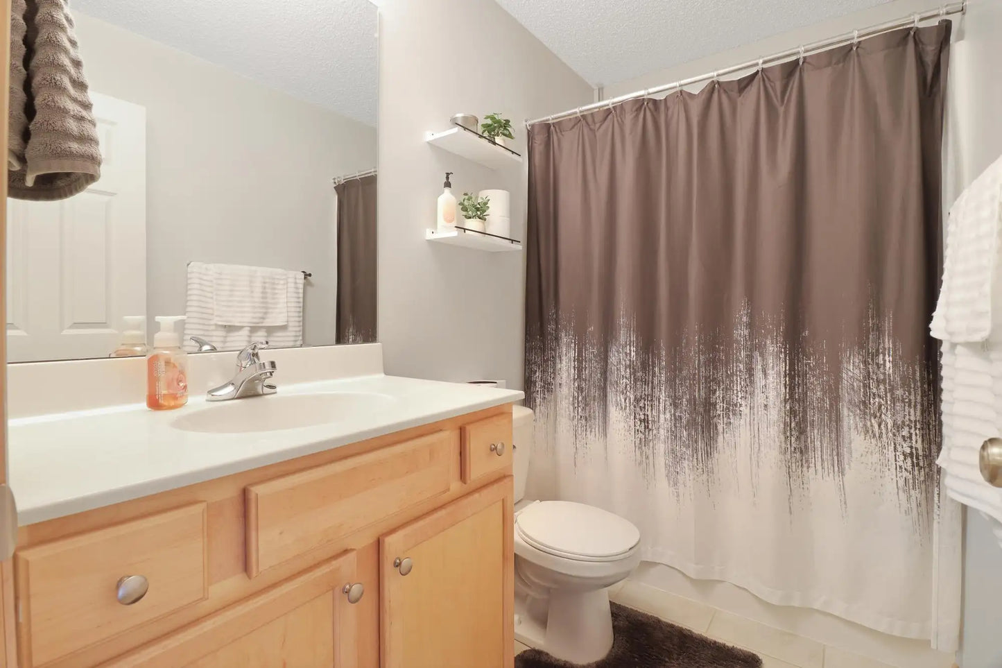 5246 Greenwood Drive, Mounds View, MN 55112