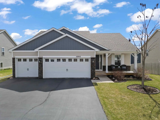 18943 Ivanhoe Street, Elk River, MN 55330