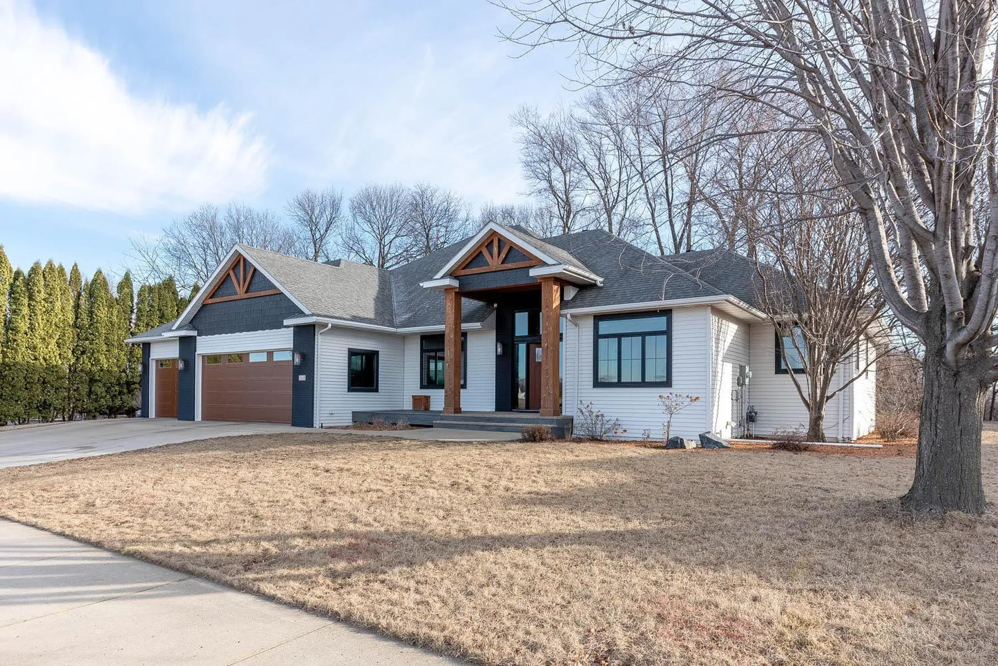 2110 Coventry Lane, North Mankato, MN 56003