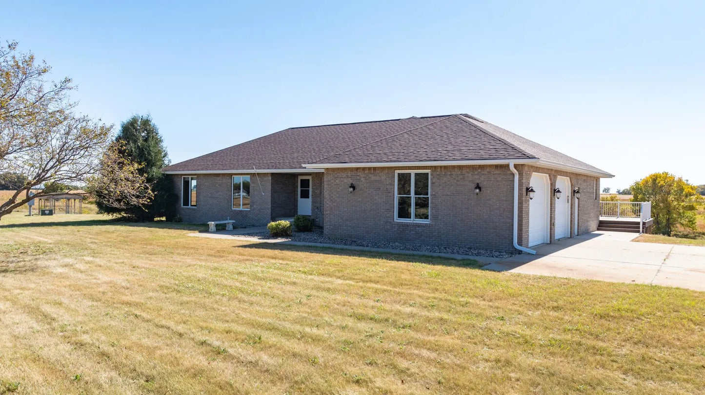 3140 County Road 5 , Ghent, MN 56239