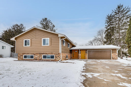 466 82nd Avenue, Spring Lake Park, MN 55432