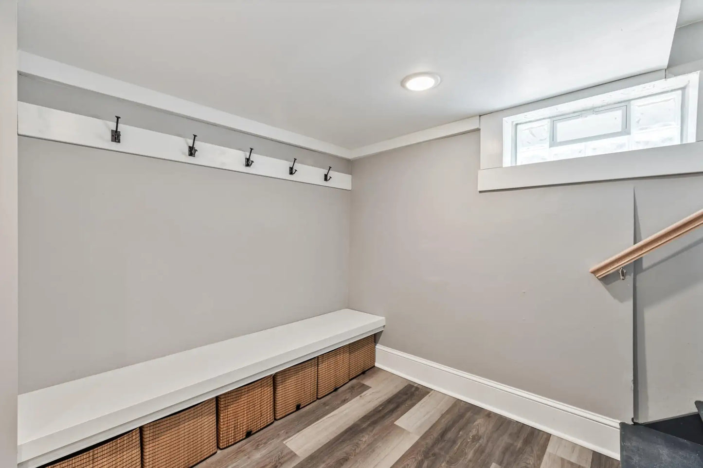 1061 Oxford Street, Saint Paul, MN 55103