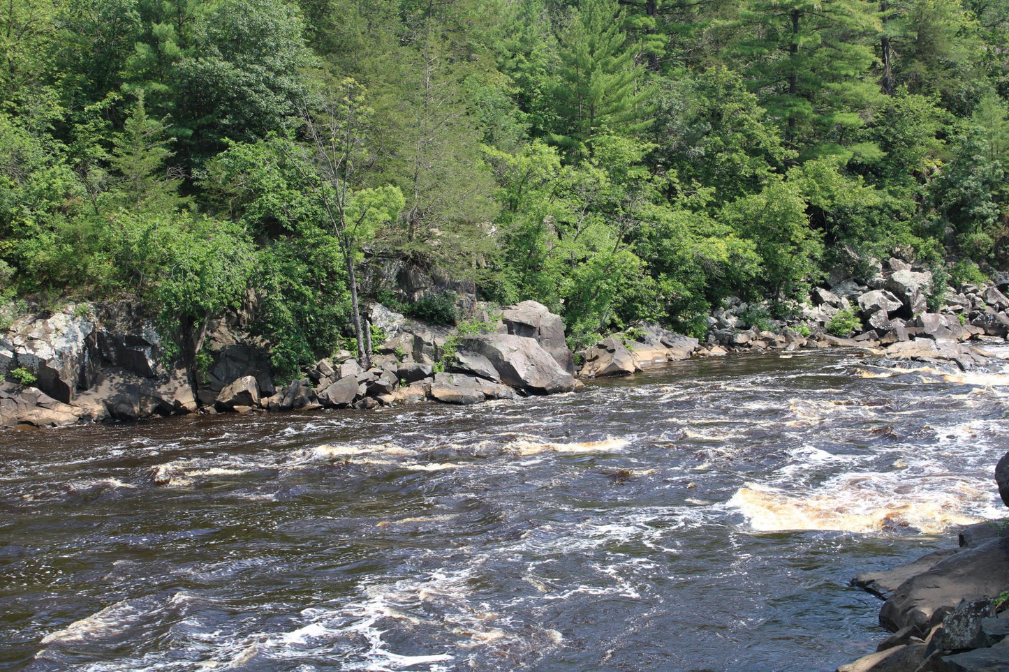 000 St Croix Trail , Taylors Falls, MN 55084