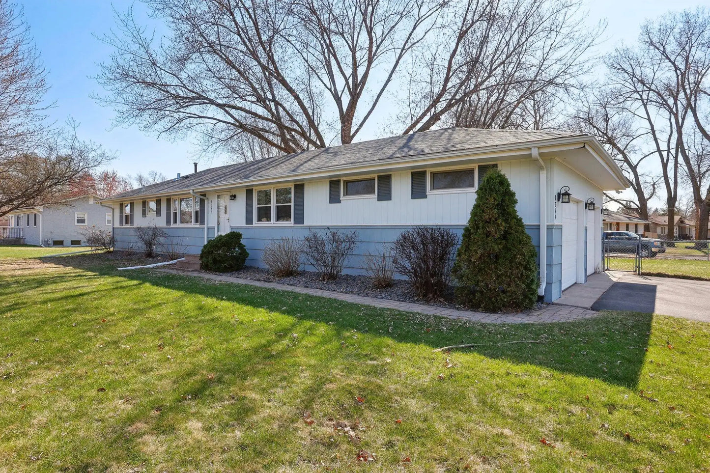 8249 River Road, Brooklyn Park, MN 55444