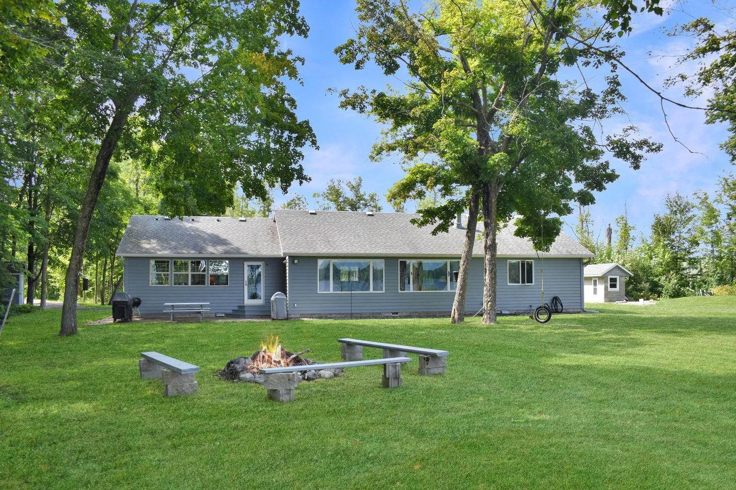 17180 County Road 10 , Bay Lake Twp, MN 56444