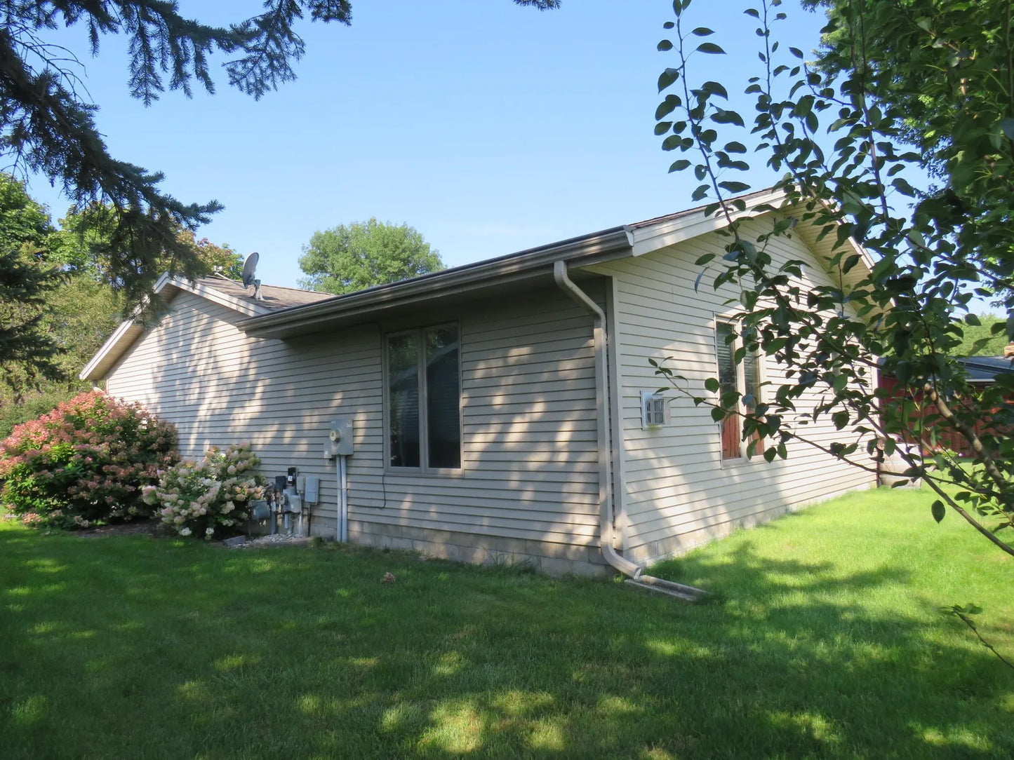 903 10th Street, Benson, MN 56215