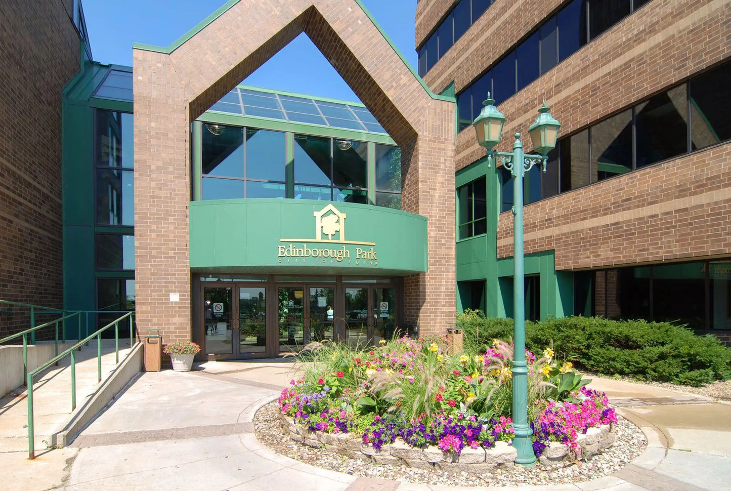 7618 York Avenue, Edina, MN 55435