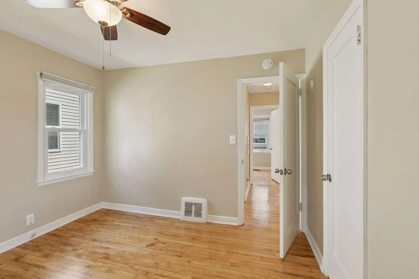 3153 Jersey Avenue, Saint Louis Park, MN 55426
