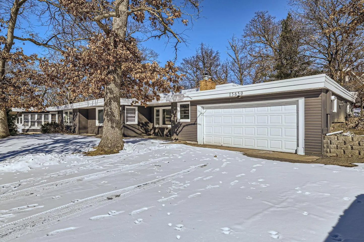 15650 Fish Point Road, Prior Lake, MN 55372