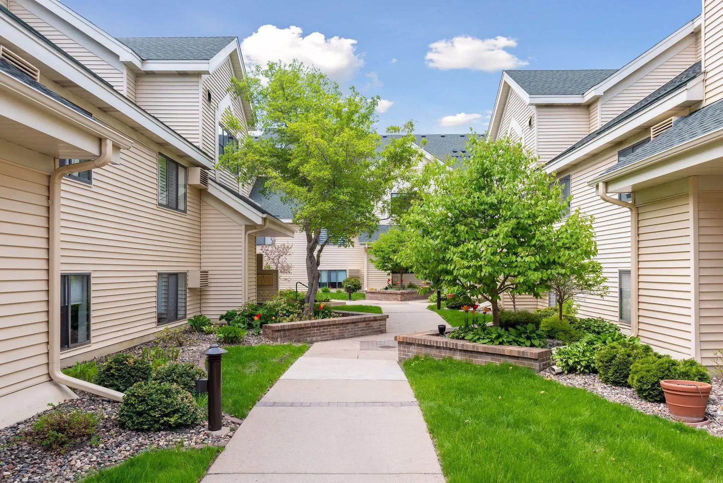 7618 York Avenue, Edina, MN 55435