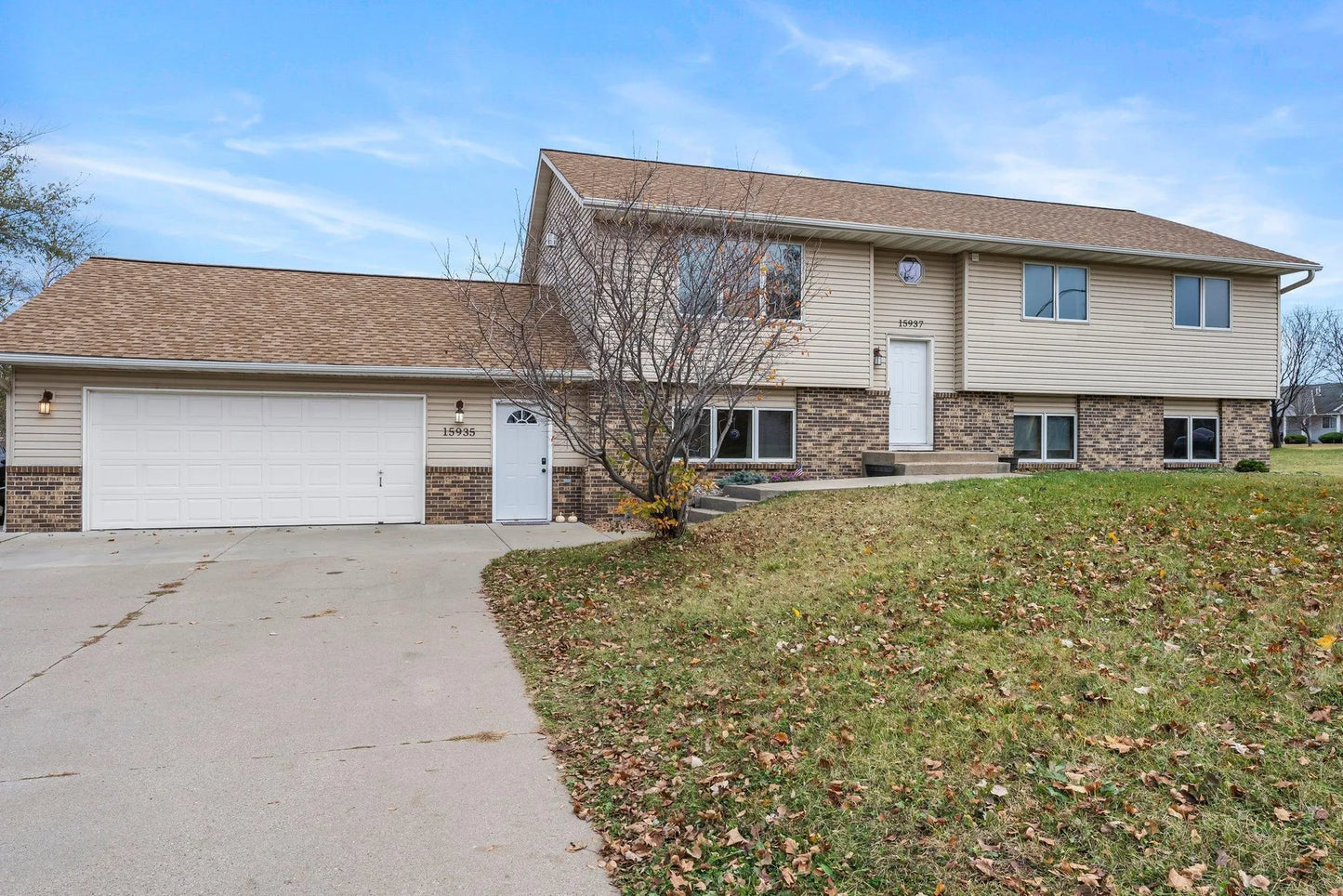 15937 Franklin Trail, Prior Lake, MN 55372