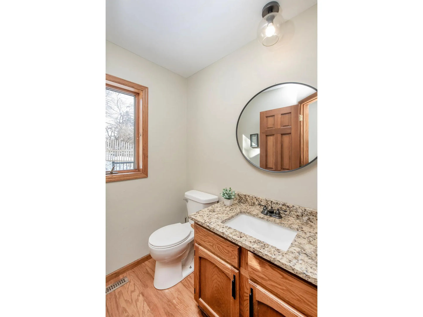 8525 Jeffery Avenue, Cottage Grove, MN 55016