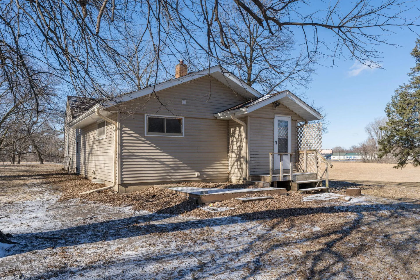 905 4th Street, Montgomery, MN 56069