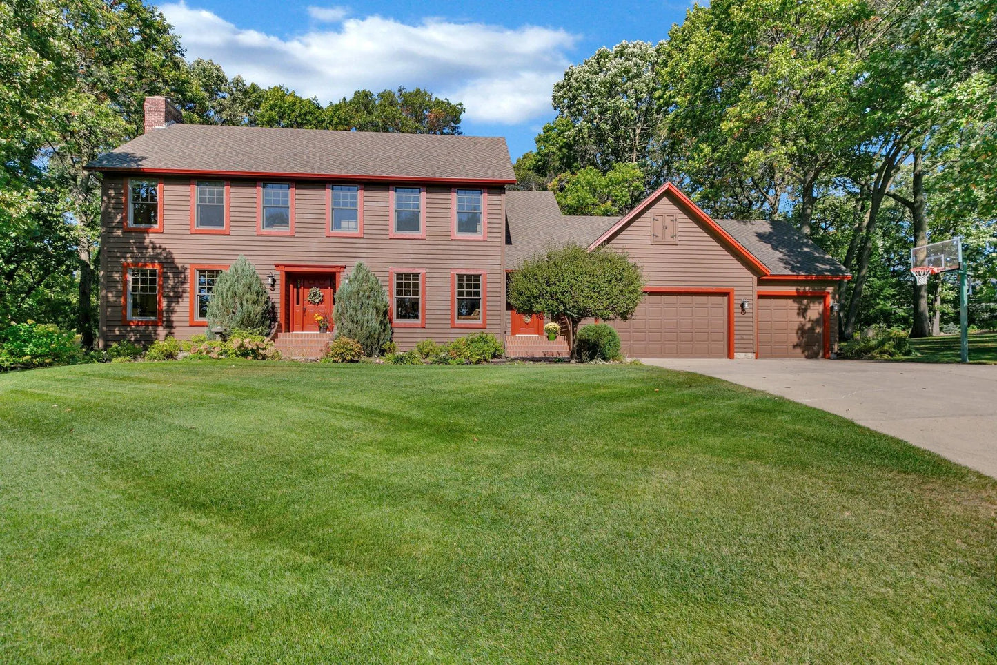 823 Ridgewood Court, Sartell, MN 56377