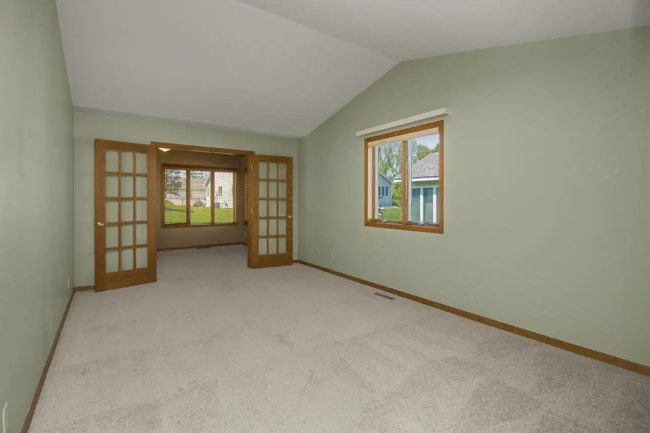 1922 Eastridge Court, Stillwater, MN 55082