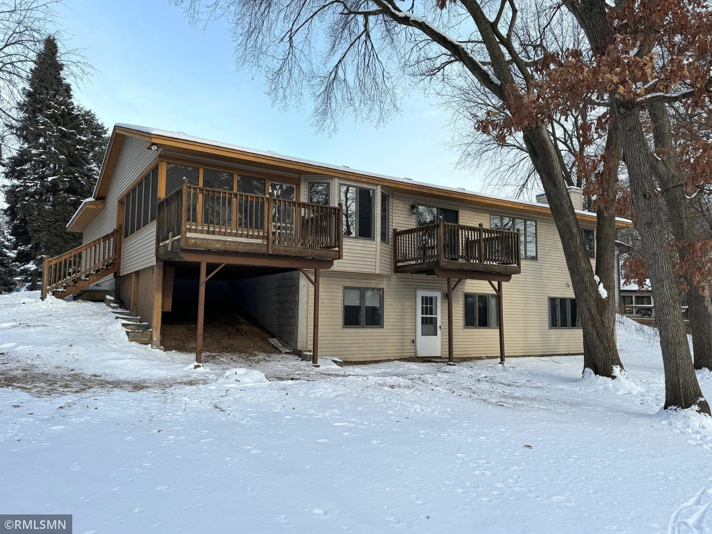 31 Ridge Road, Circle Pines, MN 55014