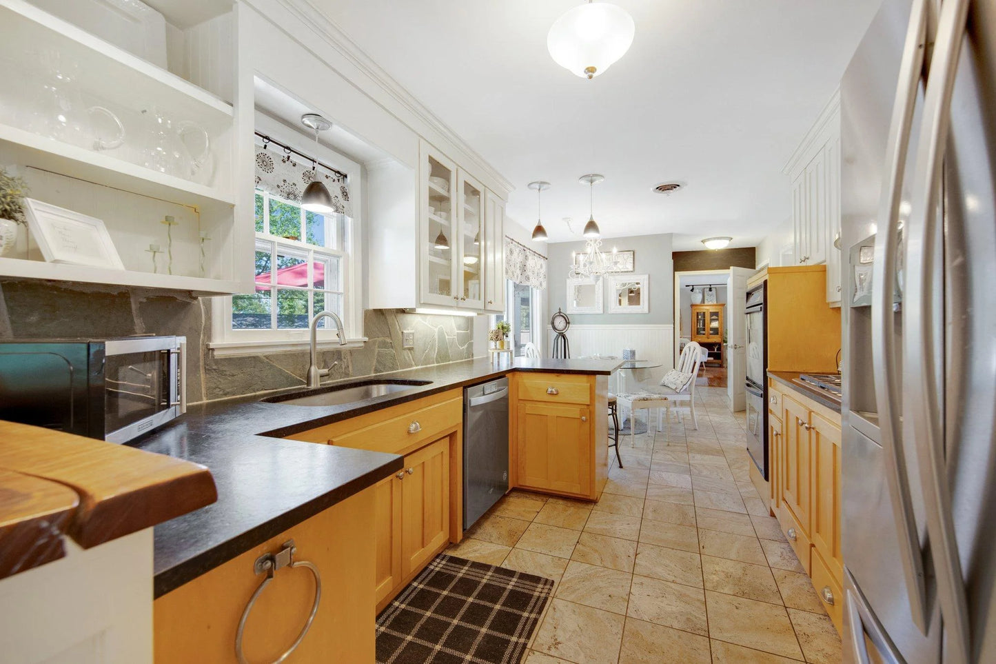 8040 34th Place, Crystal, MN 55427