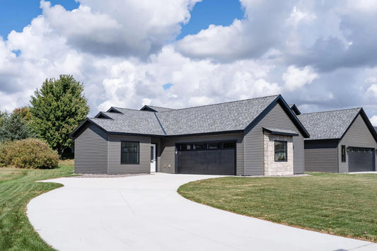 724 Westland Lane, New London, MN 56273