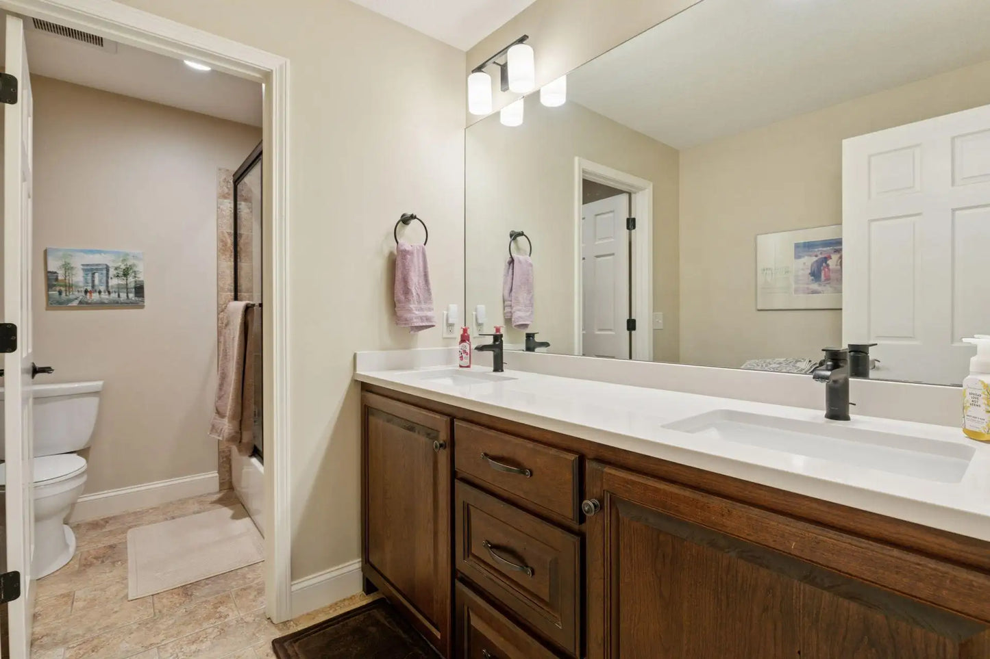 1182 Lexington Ridge Court, Eagan, MN 55123