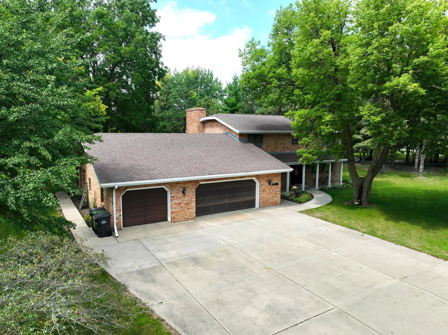 774 Dugdale Avenue, Worthington, MN 56187